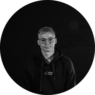 TOM WECKES